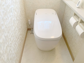 トイレリフォーム 使い心地と清掃性が格段にアップした最新トイレ